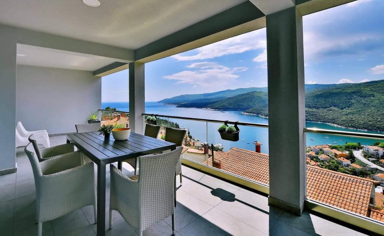 Apartment Vanilla I With Beautiful Seaview Rabac Eksteriør bilde