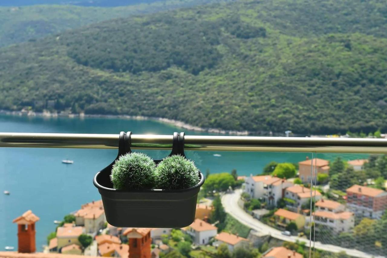 Apartment Vanilla I With Beautiful Seaview Rabac Eksteriør bilde
