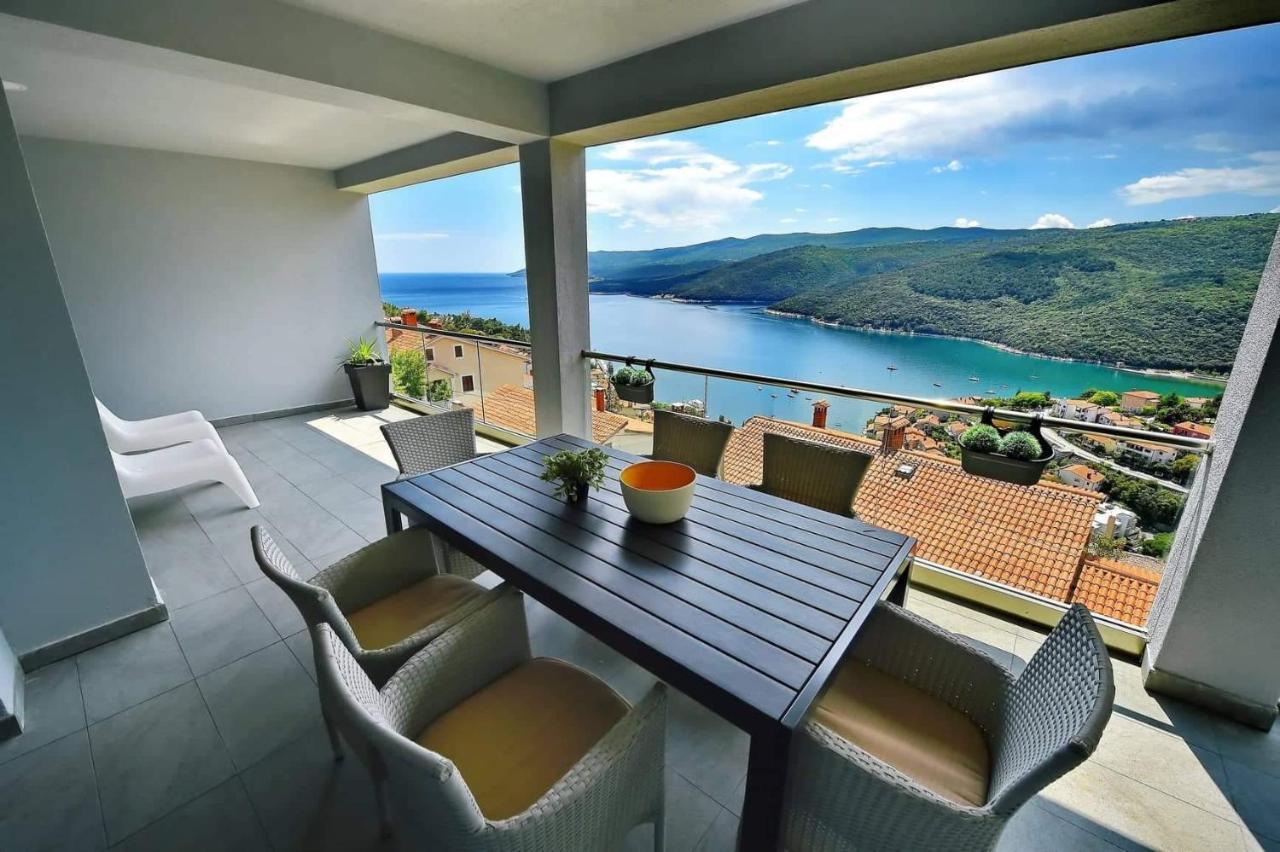 Apartment Vanilla I With Beautiful Seaview Rabac Eksteriør bilde